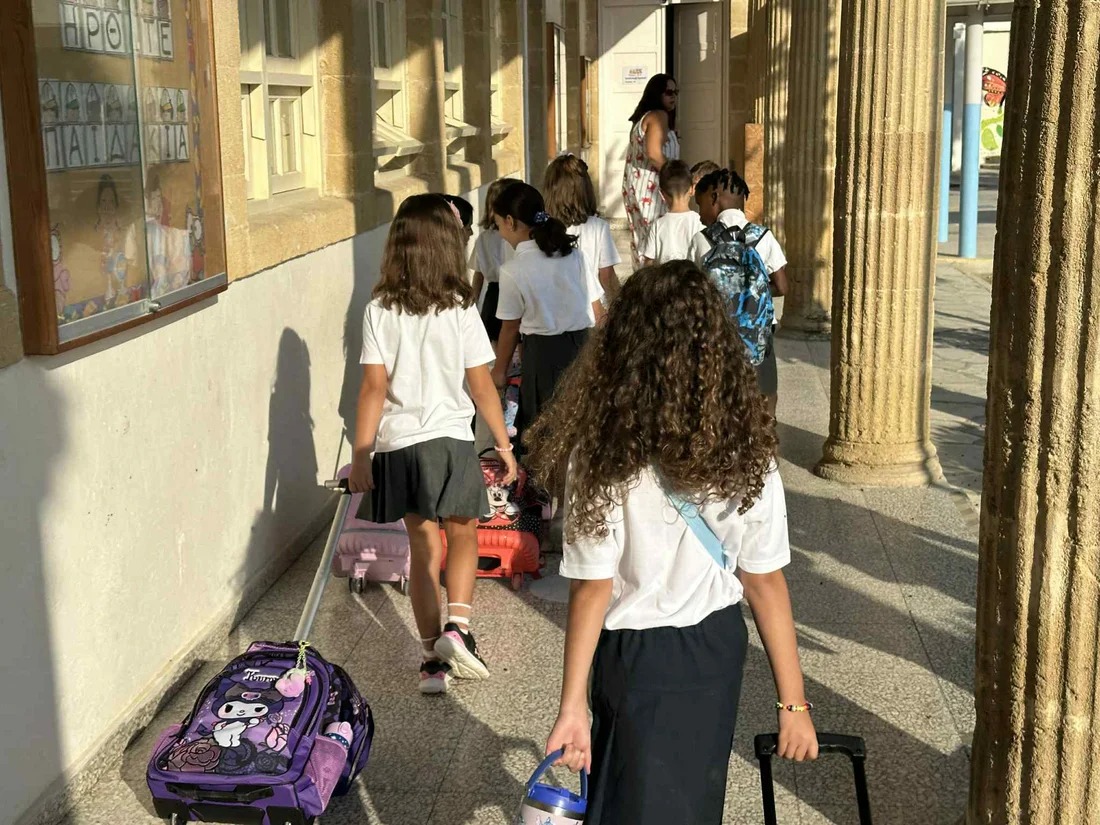 Drone saldırı sonrası Limasol’da eğitime ara…