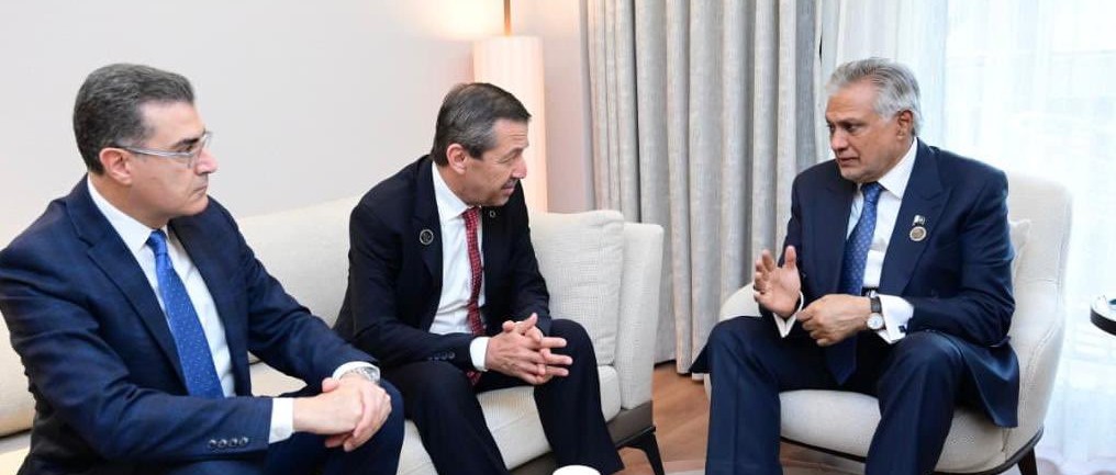 Pakistan’dan paylaşım:  Dışişleri Bakanı Dar, KKTC Dışişleri Bakanı Ertuğruloğlu ile bir araya geldi