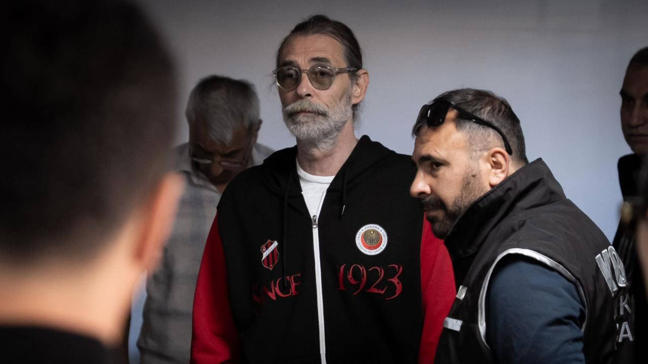 Etimesgut Belediyesi'ne operasyon: Erdal Beşikçioğlu tutuklandı!