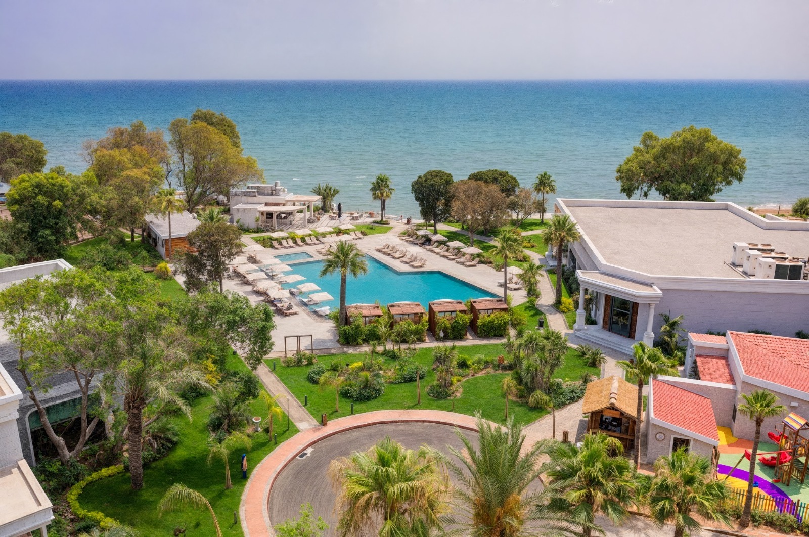 Merit Royal Gardens Hotel yeni yüzüyle kapılarını açtı