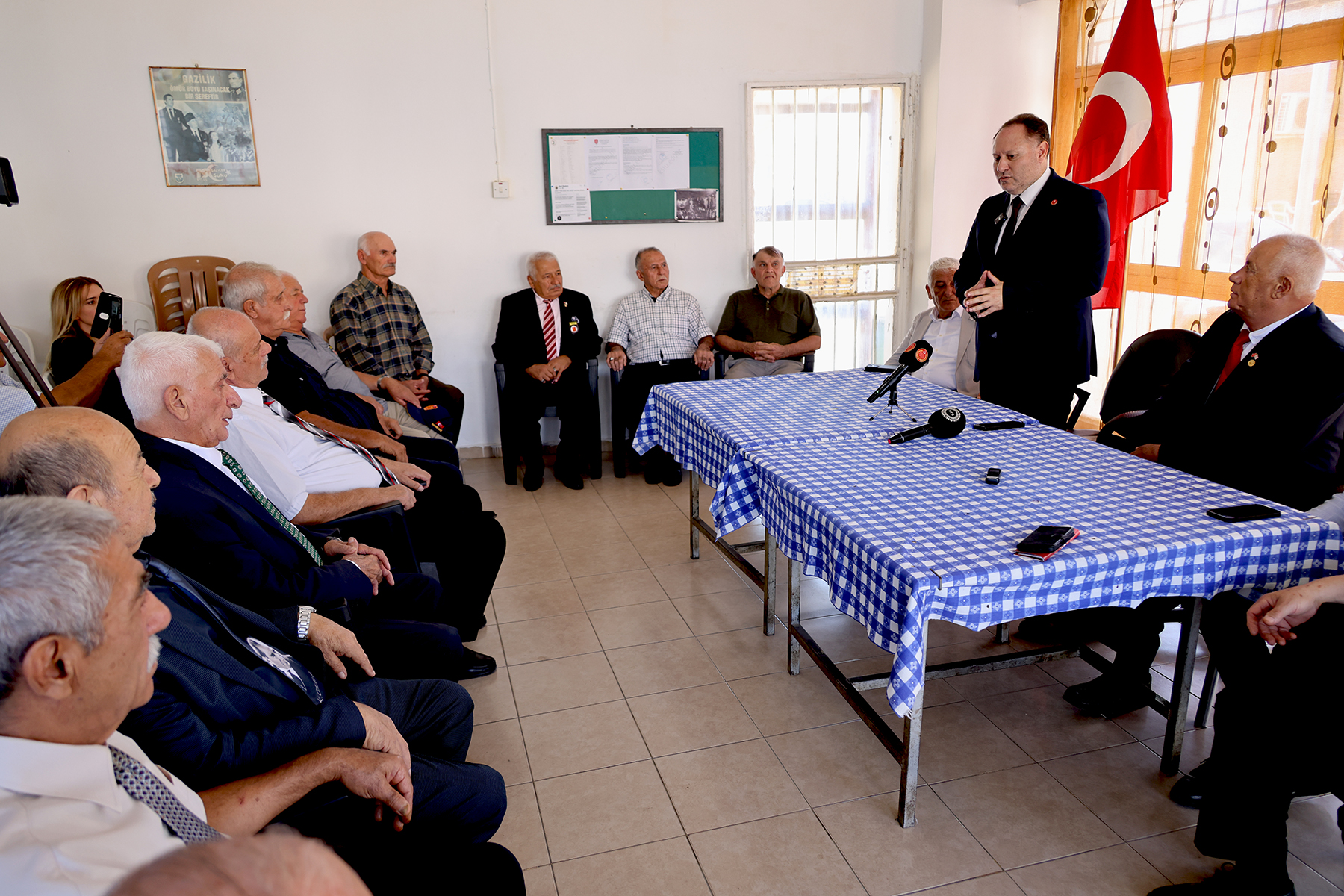 Öztürkler: Bugün bu topraklarda yaşıyorsak, bunu şehitlerimize ve gazilerimize borçluyuz