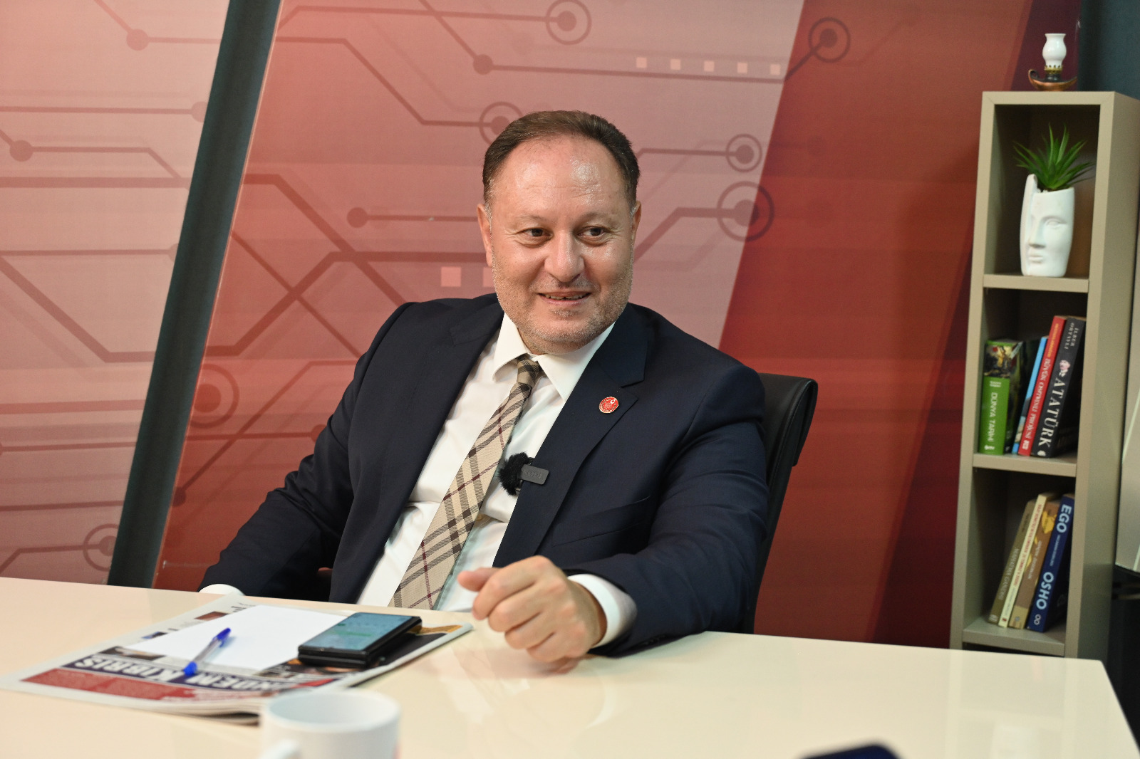 Öztürkler: Güney’de ELAM’ın üçüncü parti çıkması ırkçılığın yükseldiğini gösteriyor