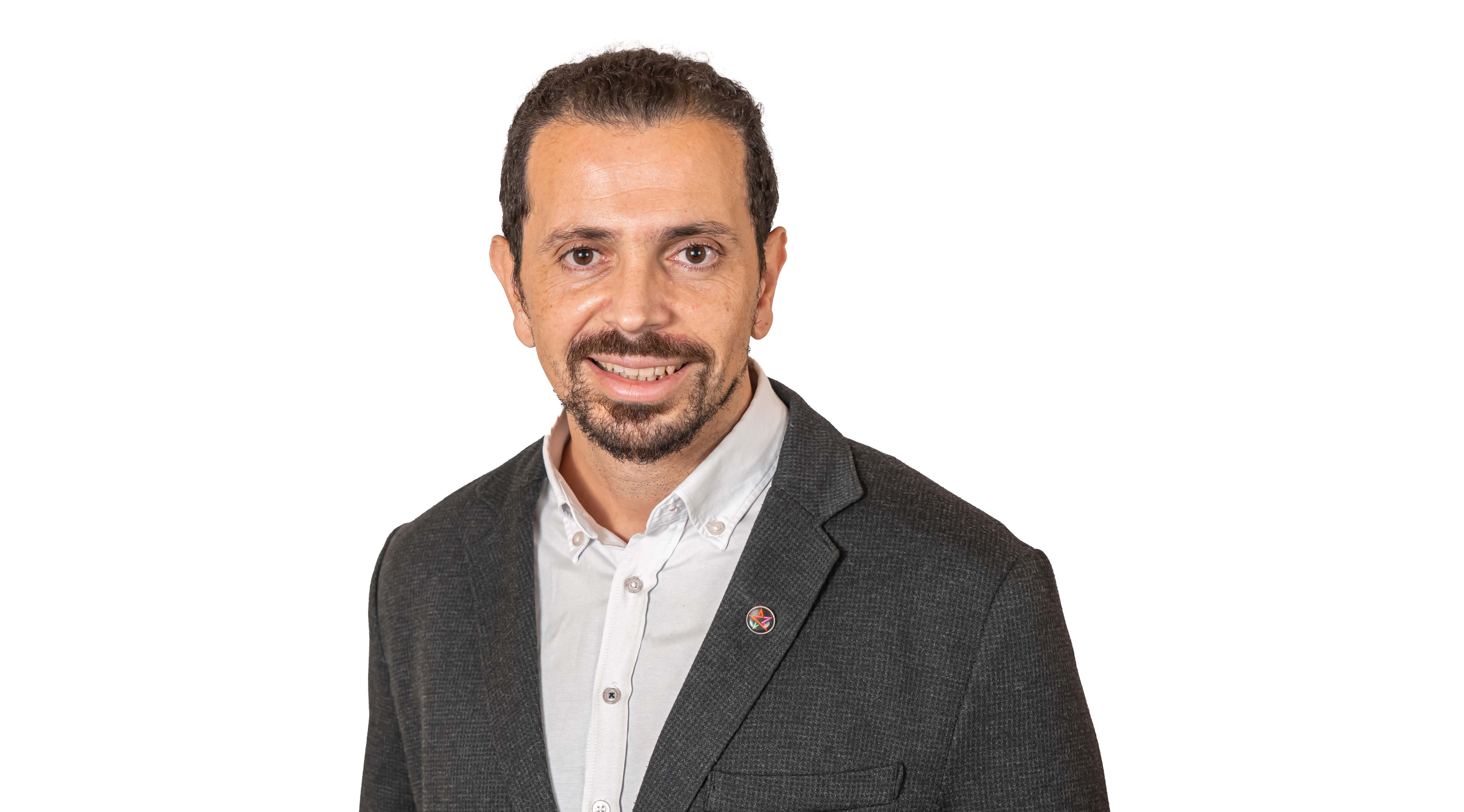 Keleşzade: Halkın yanında olmak için adayız