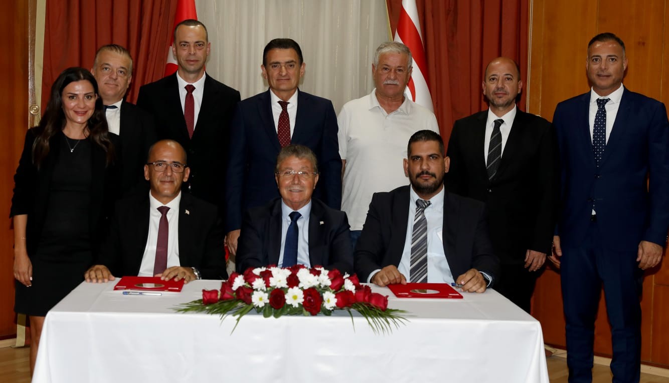 Üstel: 27 yıl sonra sosyal konut projesi hayata geçiyor