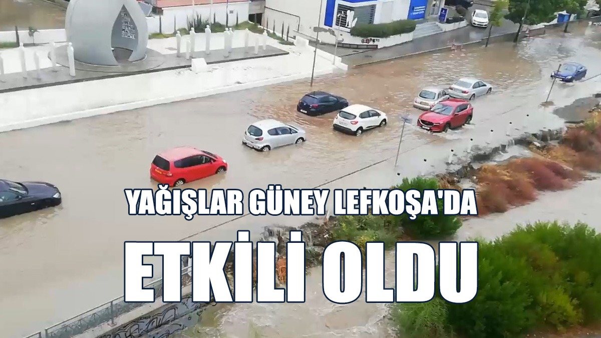 Araçlar Yollarda Mahsur Kaldı