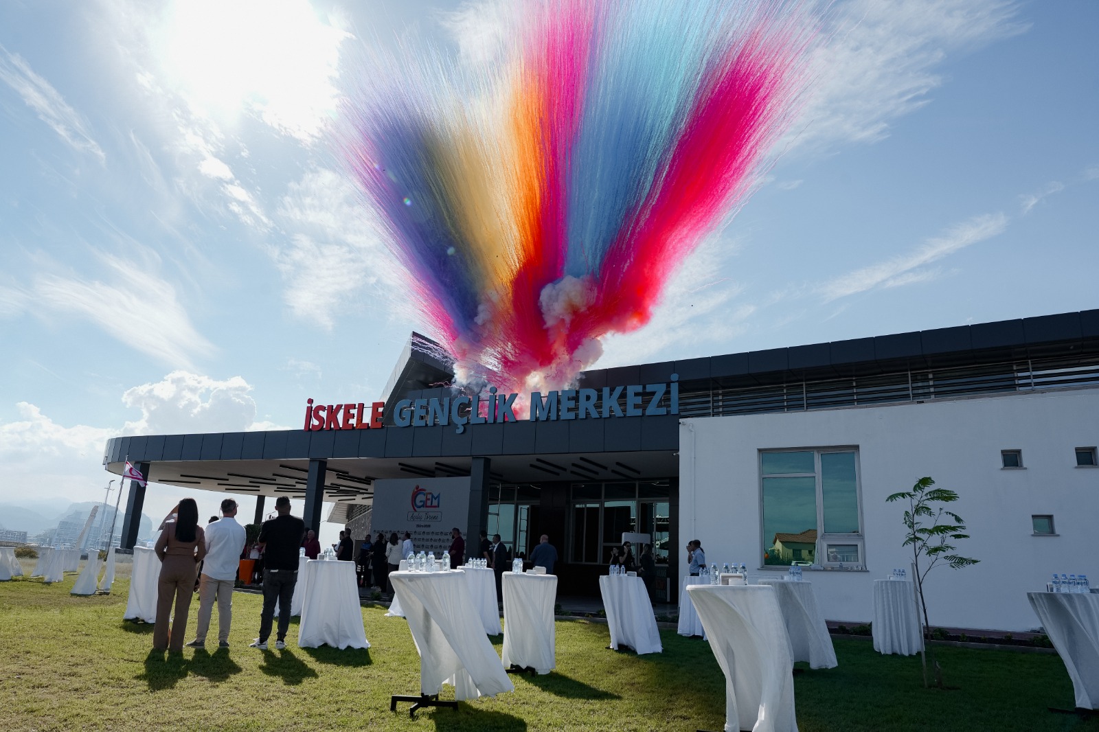 İskele Gençlik Merkezi hizmete açıldı