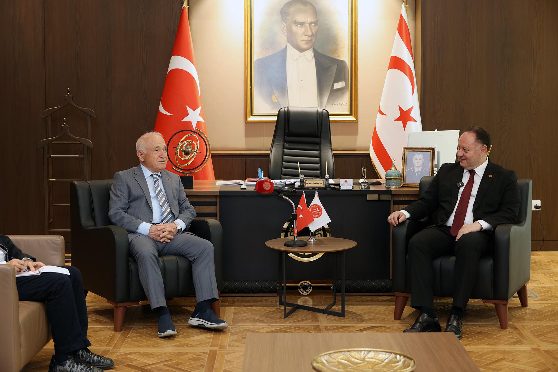 Öztürkler: Rumlar milli gelirini refah yerine silaha harcıyor
