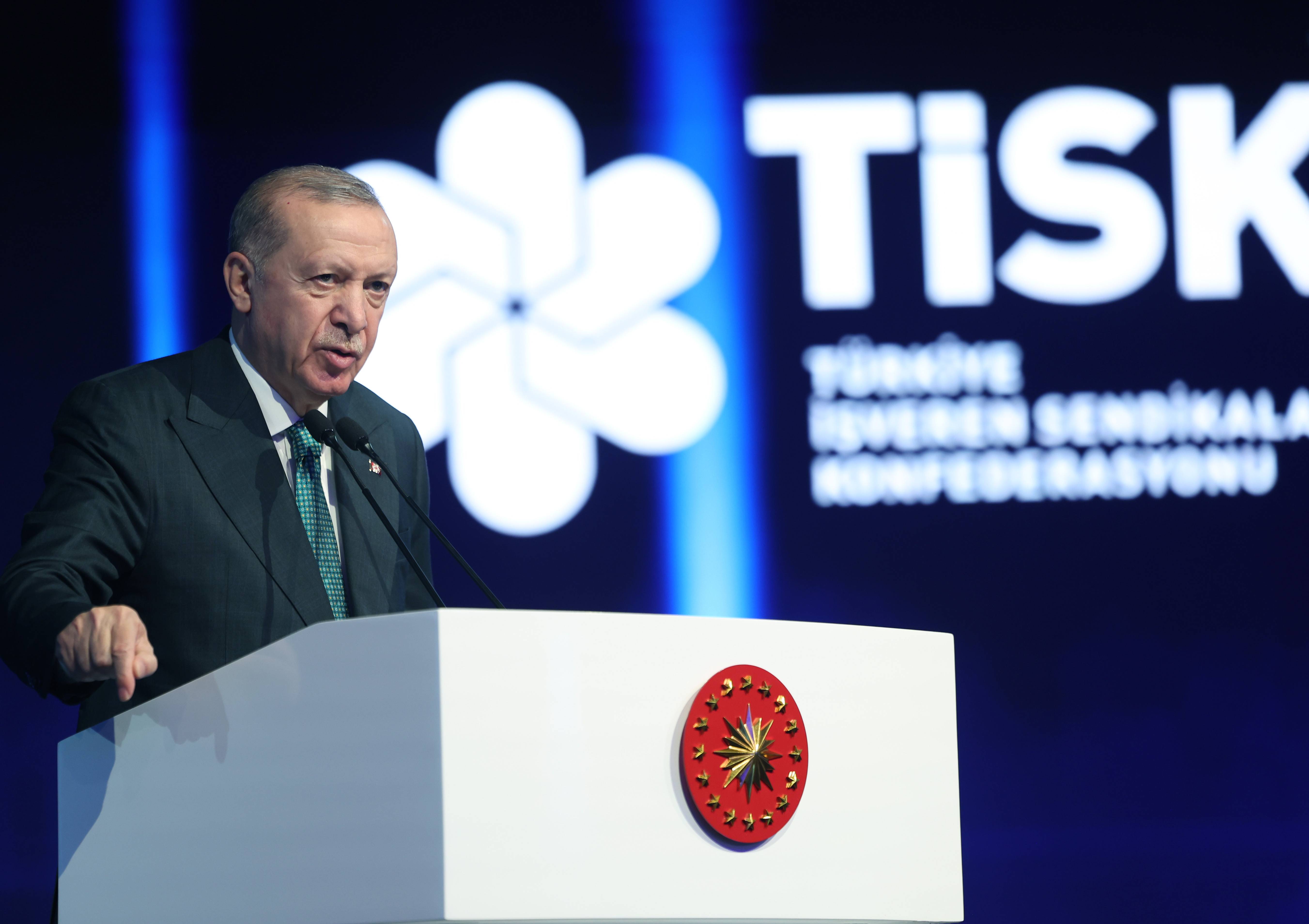 Erdoğan'dan asgari ücret açıklaması: İşverenler elini taşın altına koymalı