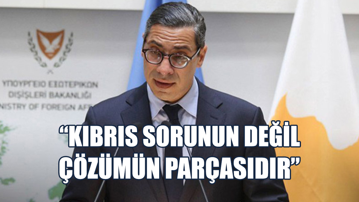 Konstantinos Kombos Londra’da...