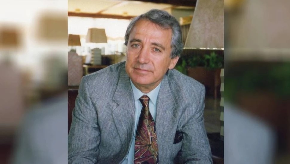 Eski Dışişleri Bakanı Kenan Atakol yaşamını yitirdi