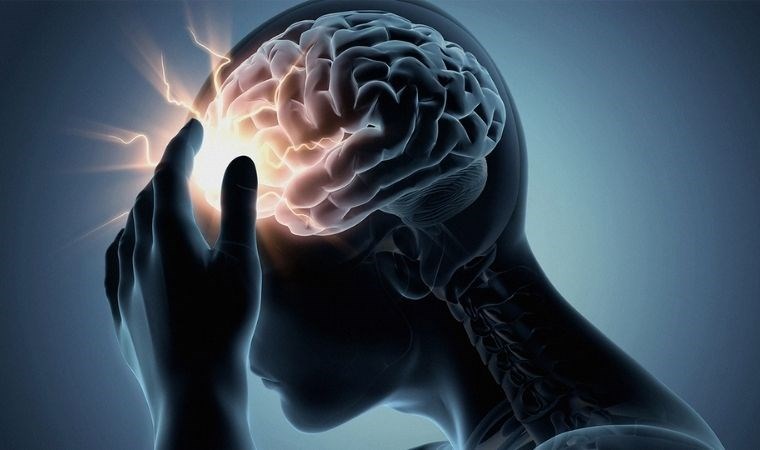 Uzmanlardan kritik uyarı! Aynı anda birden fazla iş yapmak beyninizi eritiyor
