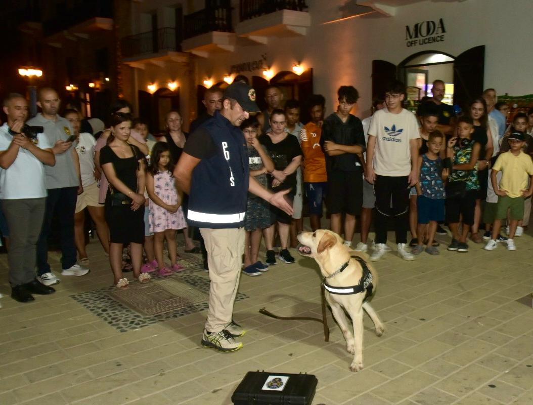 “Polis Birimleri Tanıtım Etkinliği” dün akşam Girne’de yapıldı