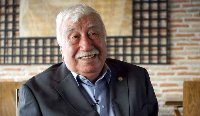 Usta oyuncu Ahmet Gülhan hayatını kaybetti