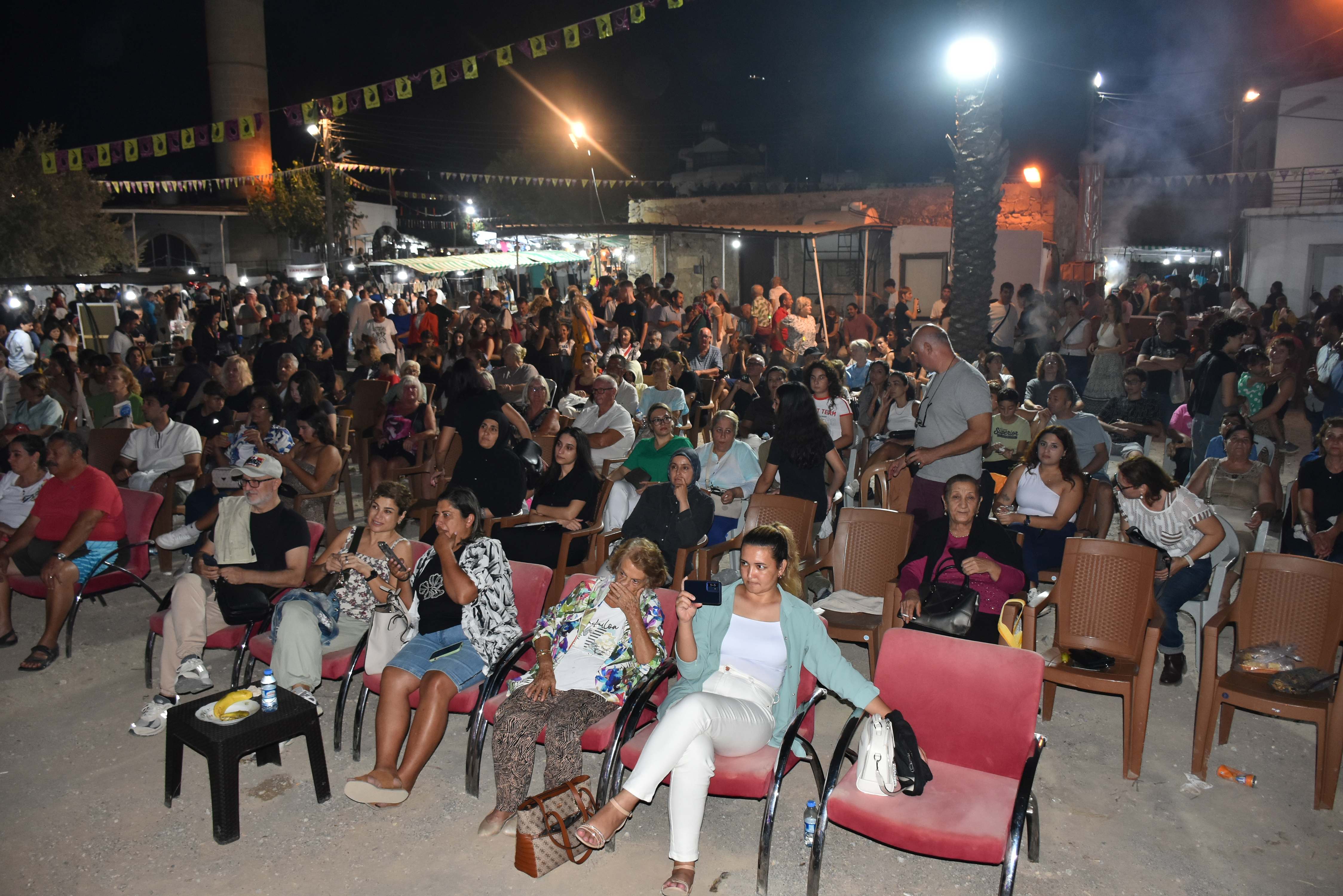 24. Uluslararası Zeytinlik Zeytin Festivali üçüncü gecesini tamamladı
