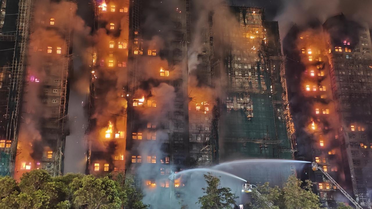 Hong Kong'da bir sitede yangın: Can kaybı 44’e yükseldi, 279 kişi kayıp