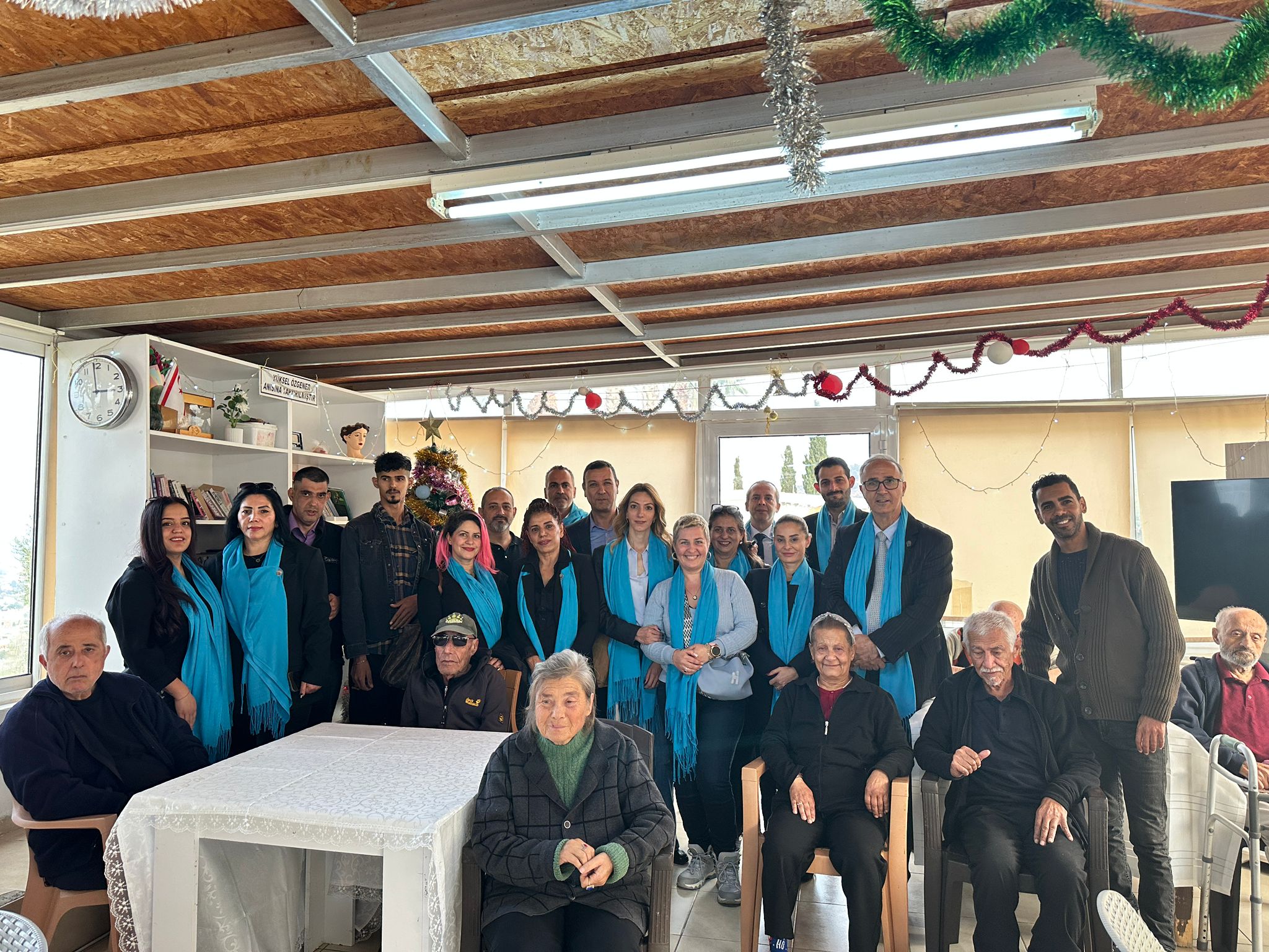 TAM Parti heyetinden Lapta Huzurevi’ne ziyaret