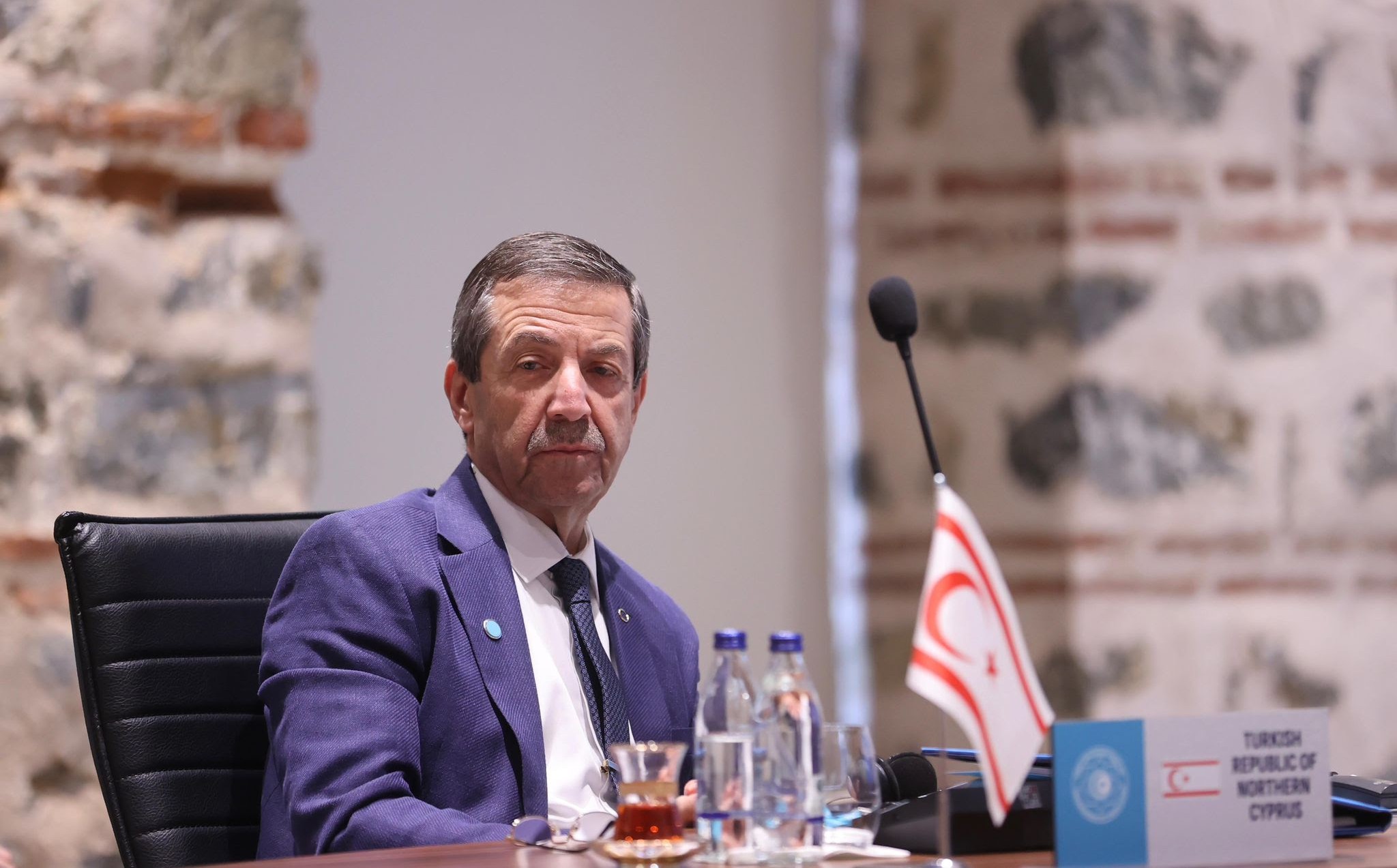 Ertuğruloğlu'ndan Kıbrıs Rum tarafına çağrı...