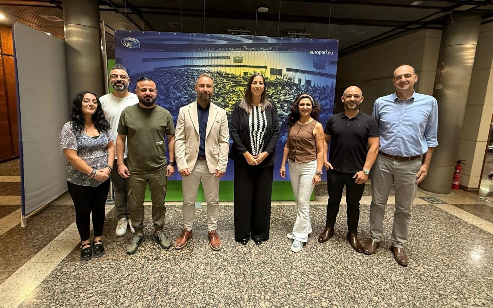 AP Kıbrıs Ofisi, KTOEÖS ve KTÖS ile iş birliği toplantısı yaptı