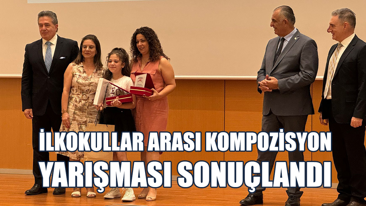 Kazanan Öğrencilere Ödülleri Verildi