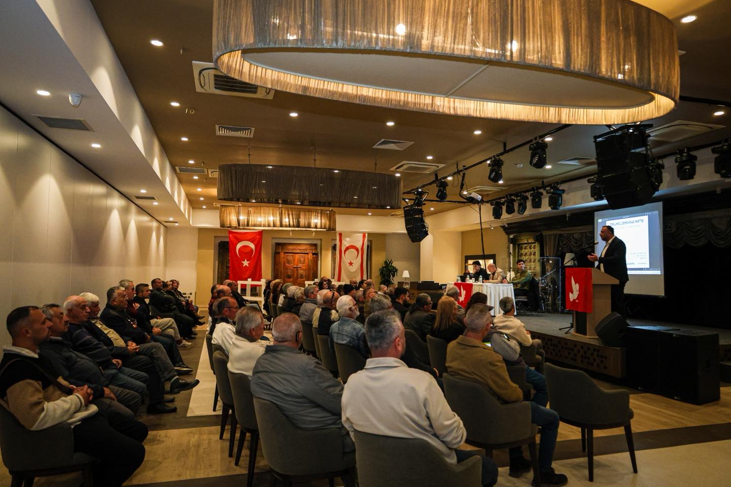 TDP Mağusa İlçesi Başkanlığına Olgu Tansuğ seçildi