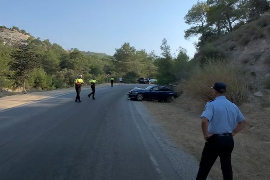 Girne-Çamlıbel yolunda feci kaza: 1 ölü, 3 yaralı