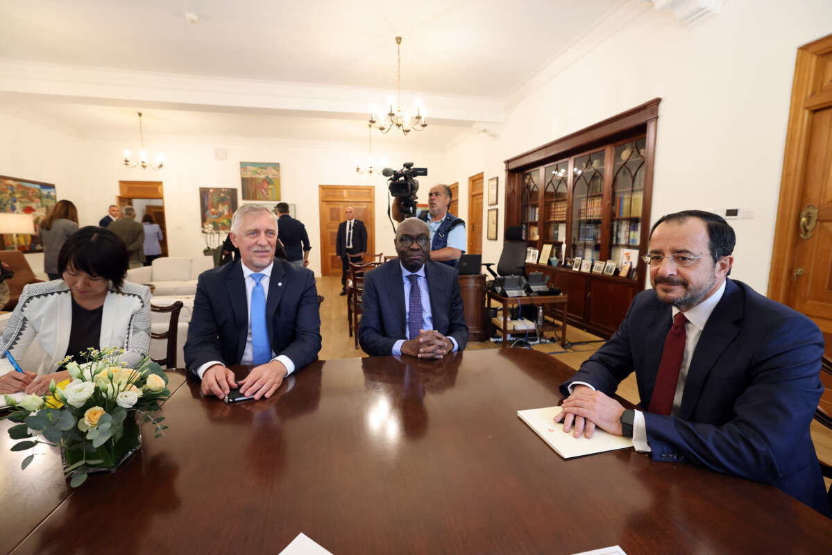 BM Genel Sekreteri'nin Kıbrıs Özel Temsilcisi, Hristodulidis ile görüştü