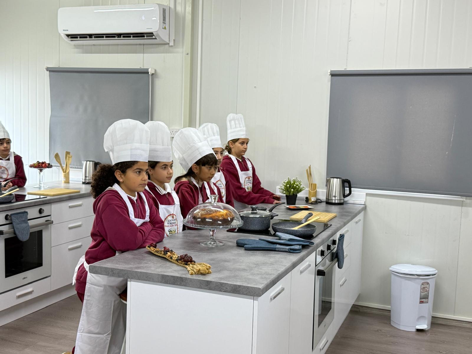 Çatalköy İlkokulu’nda “Minik Şefler Mutfağı” açıldı