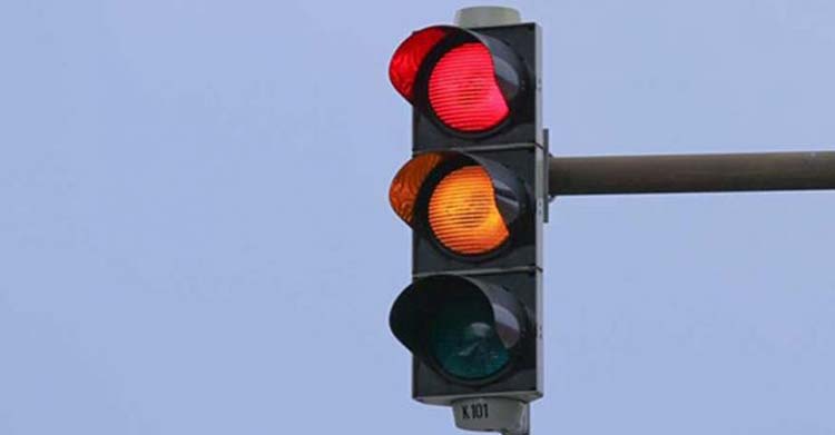 Bahçeler kavşağındaki trafik sinyalizasyon sistemi deneme amaçlı çalıştırıldı