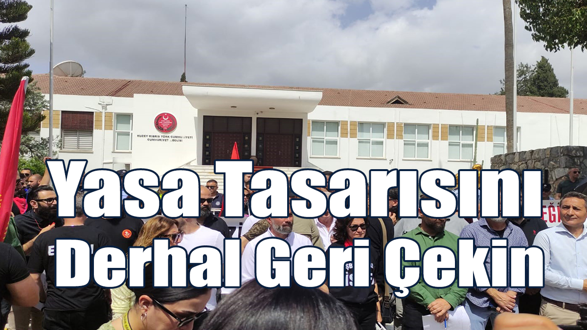 Korkmazhan, Öğretmenlere Destek Belirtti