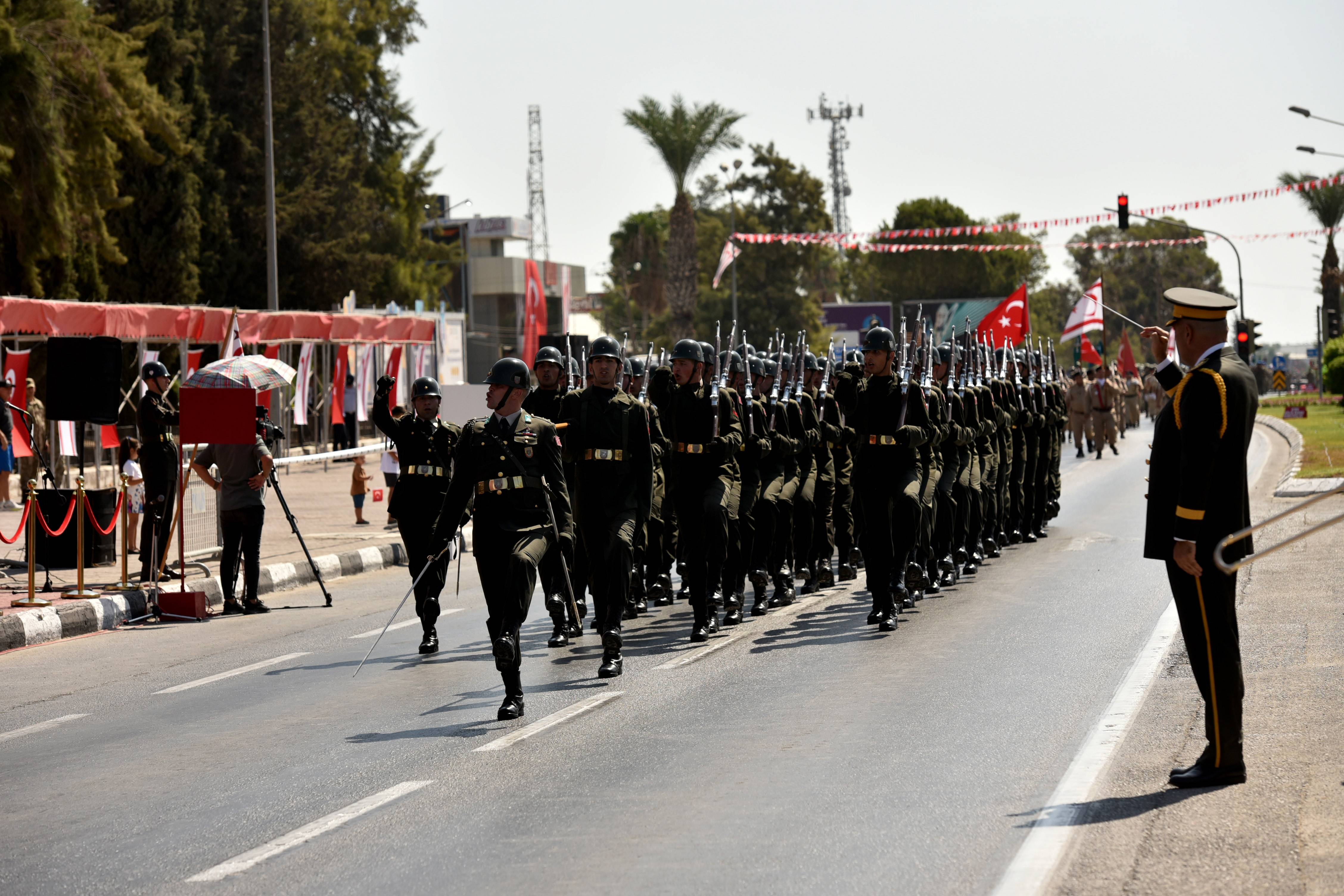 30 Ağustos Zafer Bayramı dolayısıyla resmigeçit töreni düzenlendi