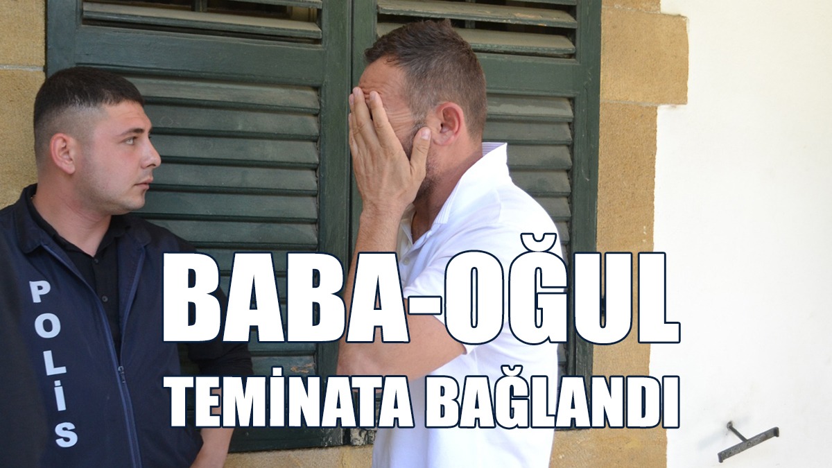 Yolda Yürüyen Genci Darp Ettiler