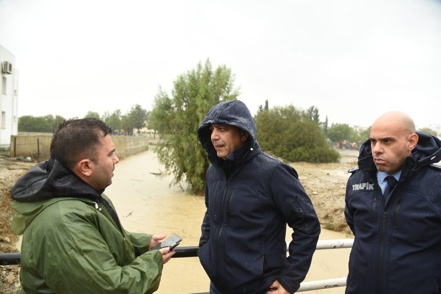 Harmancı: Lefkoşa’da şu an kapalı yol yok, hastane için bir tehdit bulunmuyor