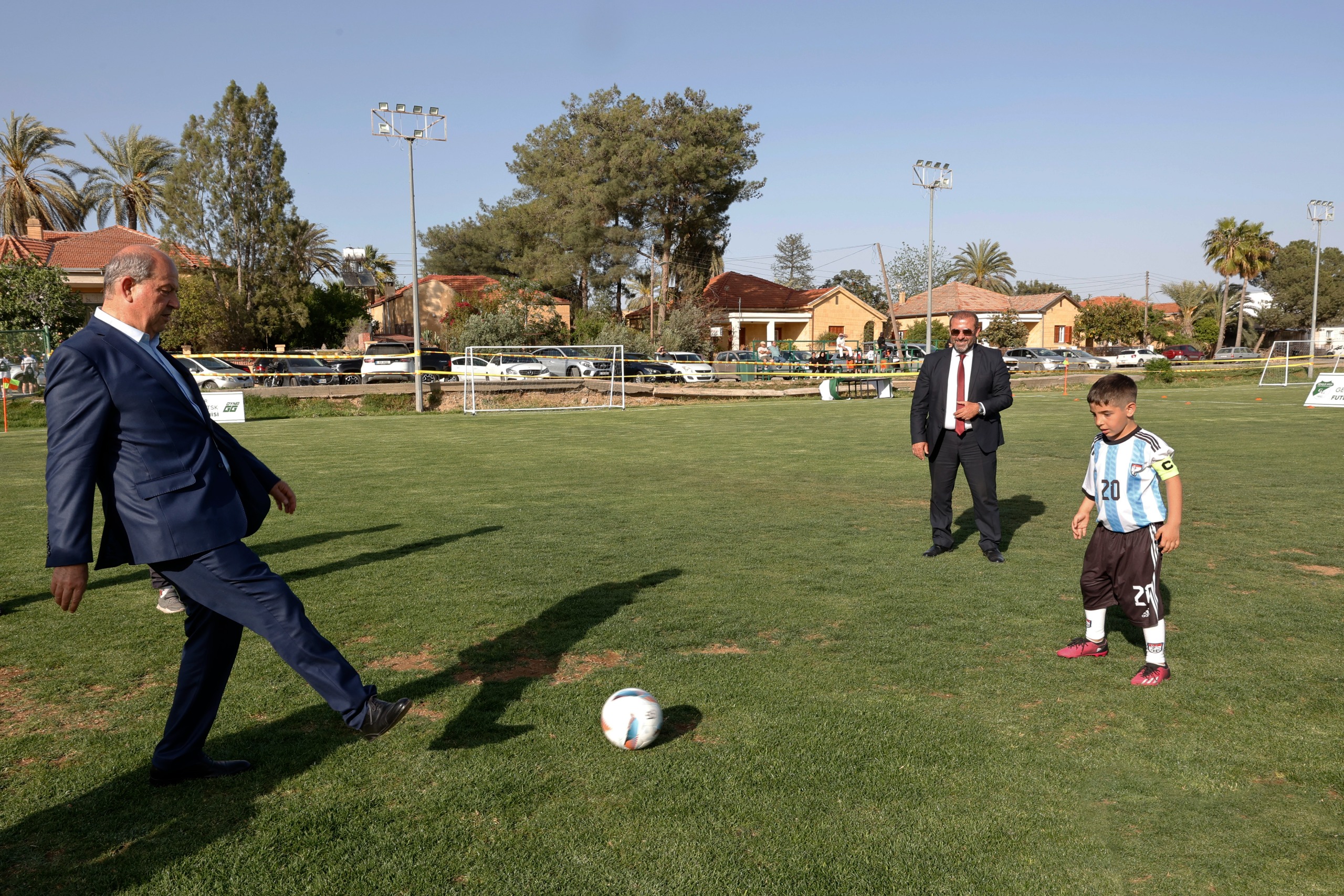 Tatar, futbol turnuvası açılışına katıldı