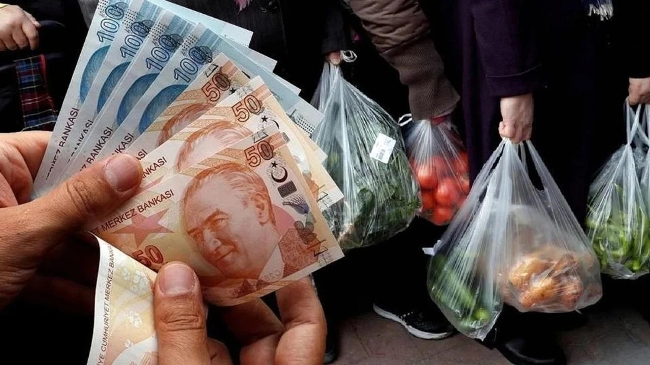 Türkiye’de yoksulluk sınırı 83 bin lirayı geçti!