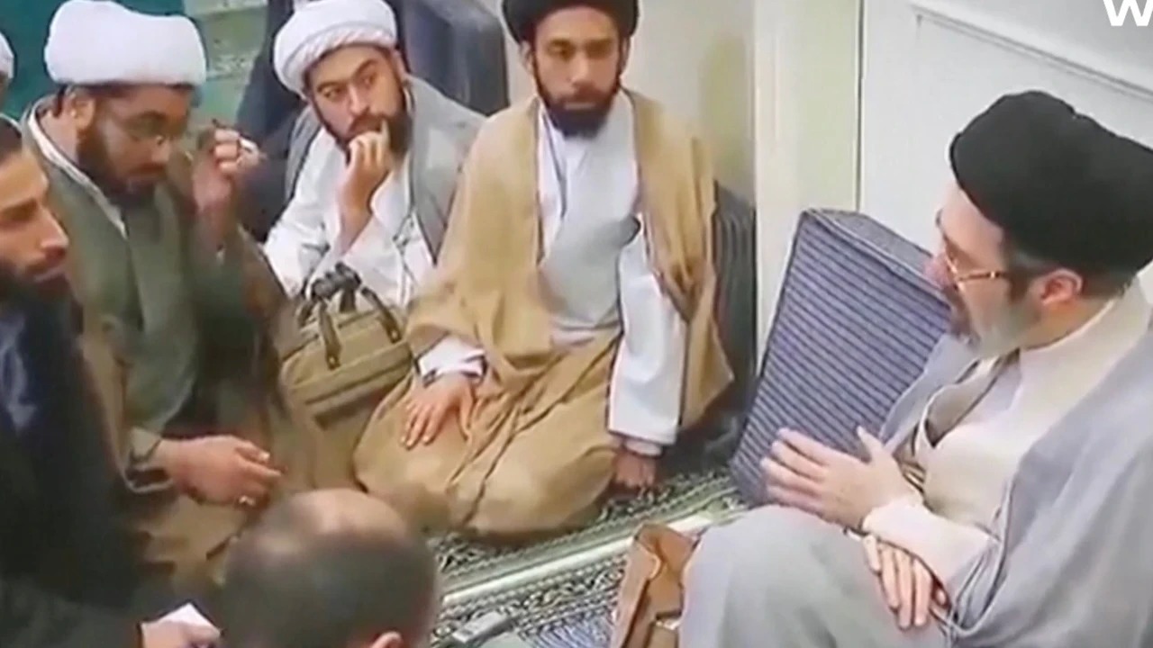 İran’da “Hamaney yaşıyor mu?” tartışması büyüyor: Mehr’den tarihsiz video