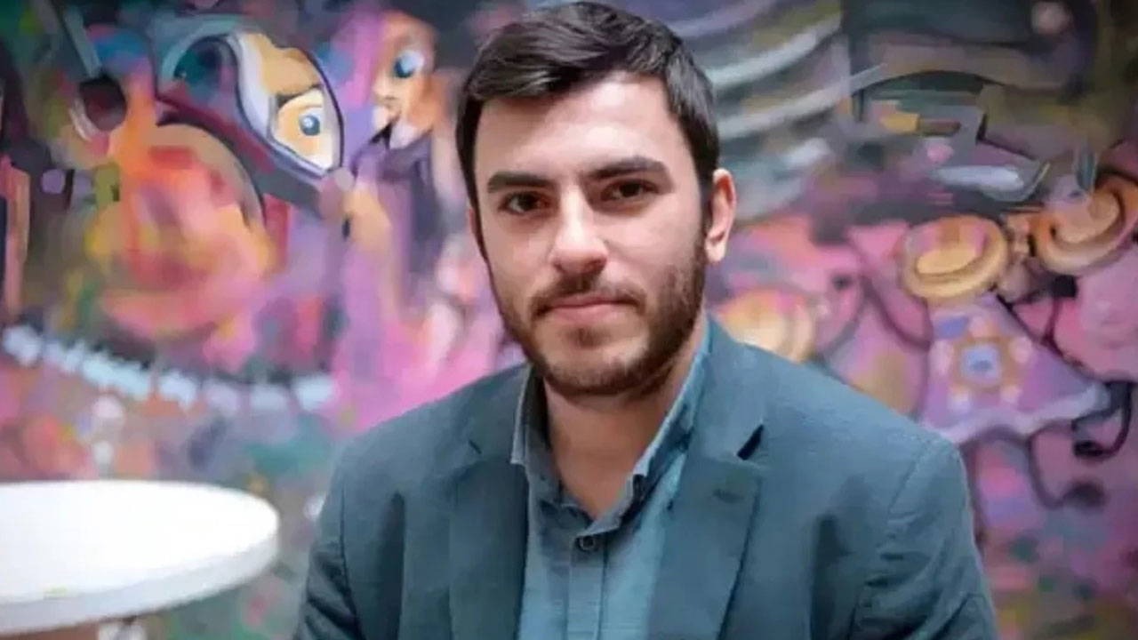 Tutuklu gazeteci İsmail Arı'ya bir dava daha