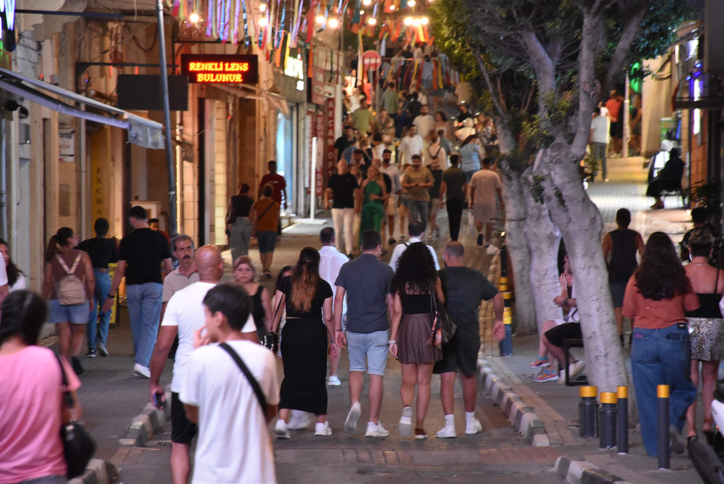 10. Girne Çarşı Şenliği başladı