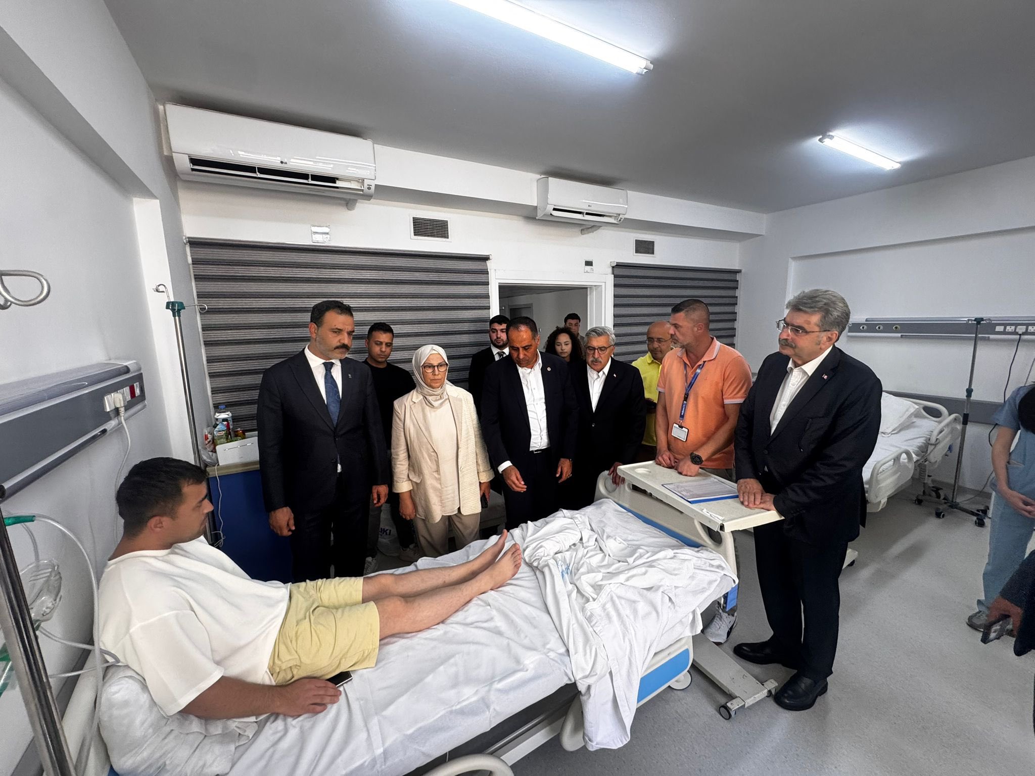 AK Parti Genel Başkan Yardımcısı Yayman, kazazedeleri ziyaret etti