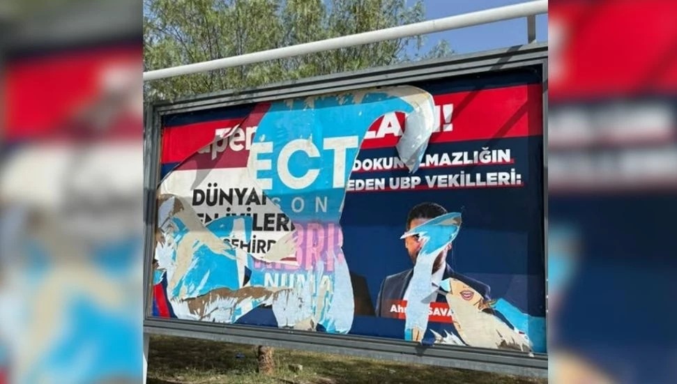 HP’nin billboardları yırtıldı: Yırtarak bu ayıbı örtemezsiniz