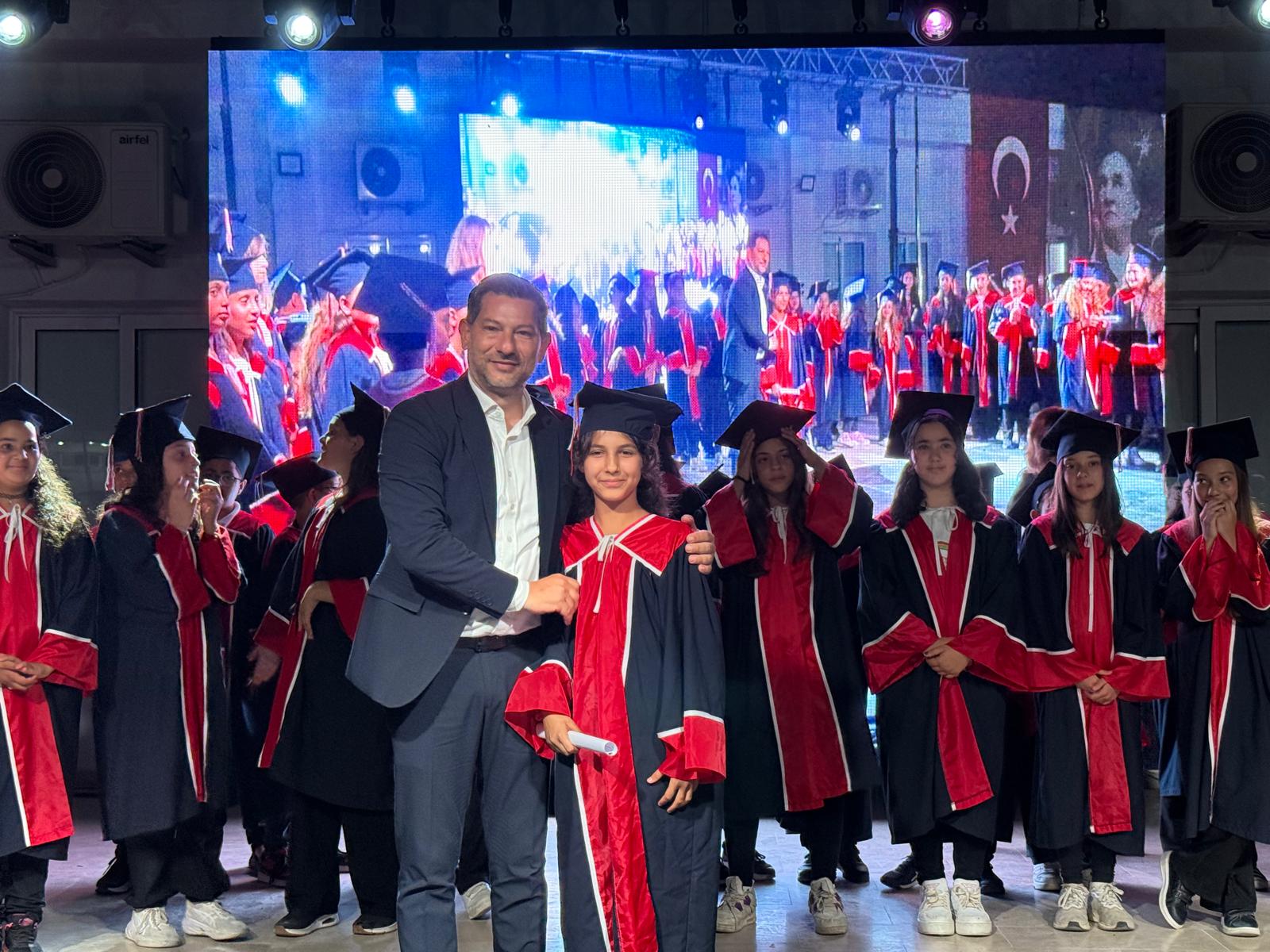 Çatalköy İlkokulu’nda yılsonu coşkusu…