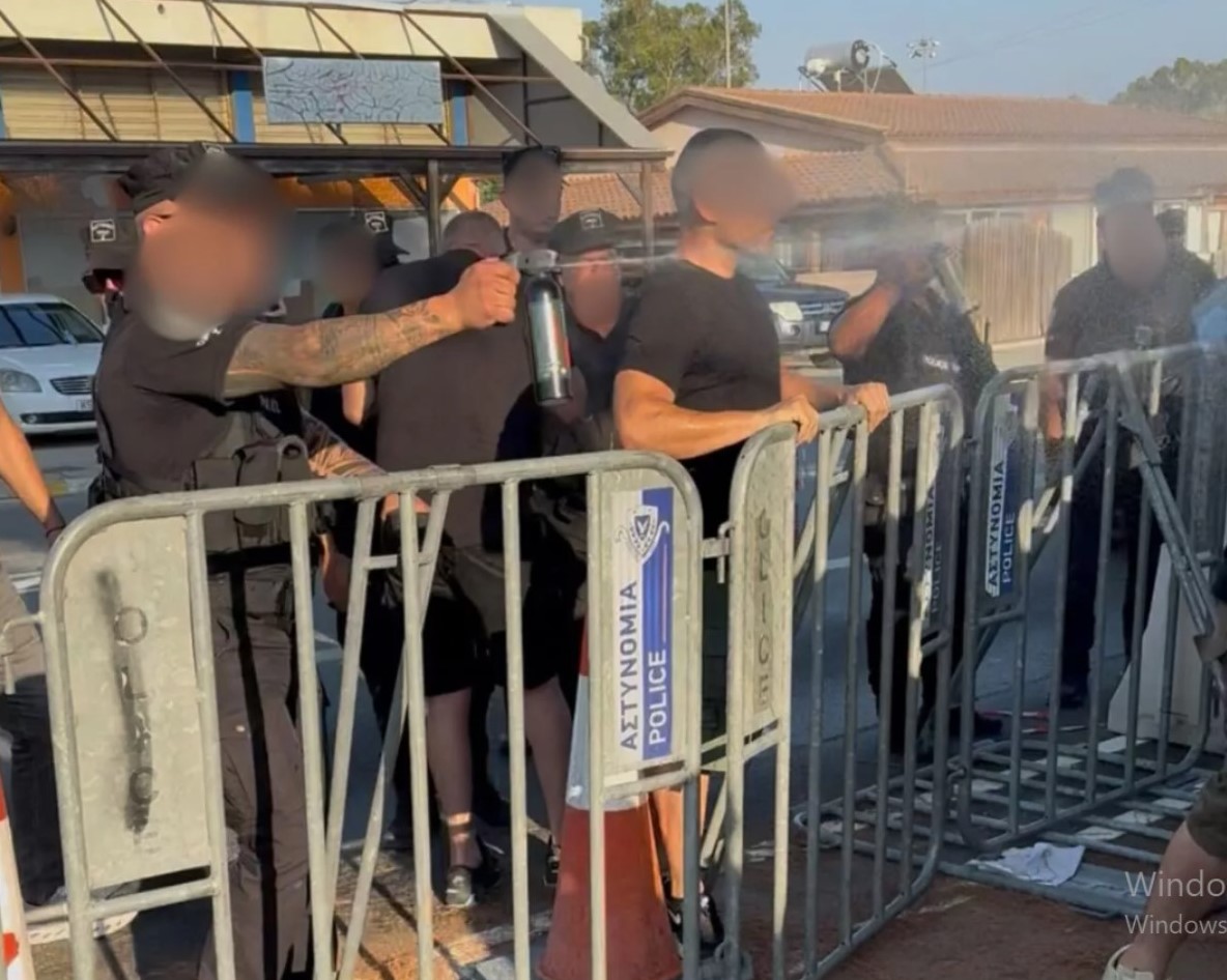 Metehan'daki Rum öğrencilerin eylemine polis müdahalesi