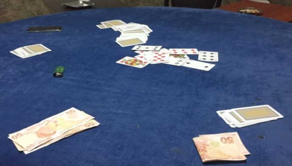 Kahvehanede kumar oynayan kişilere yasal işlem