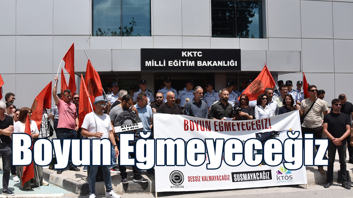 KTÖS ile KTOEÖS Eğitim Bakanlığı Önünde Eylem Yaptı