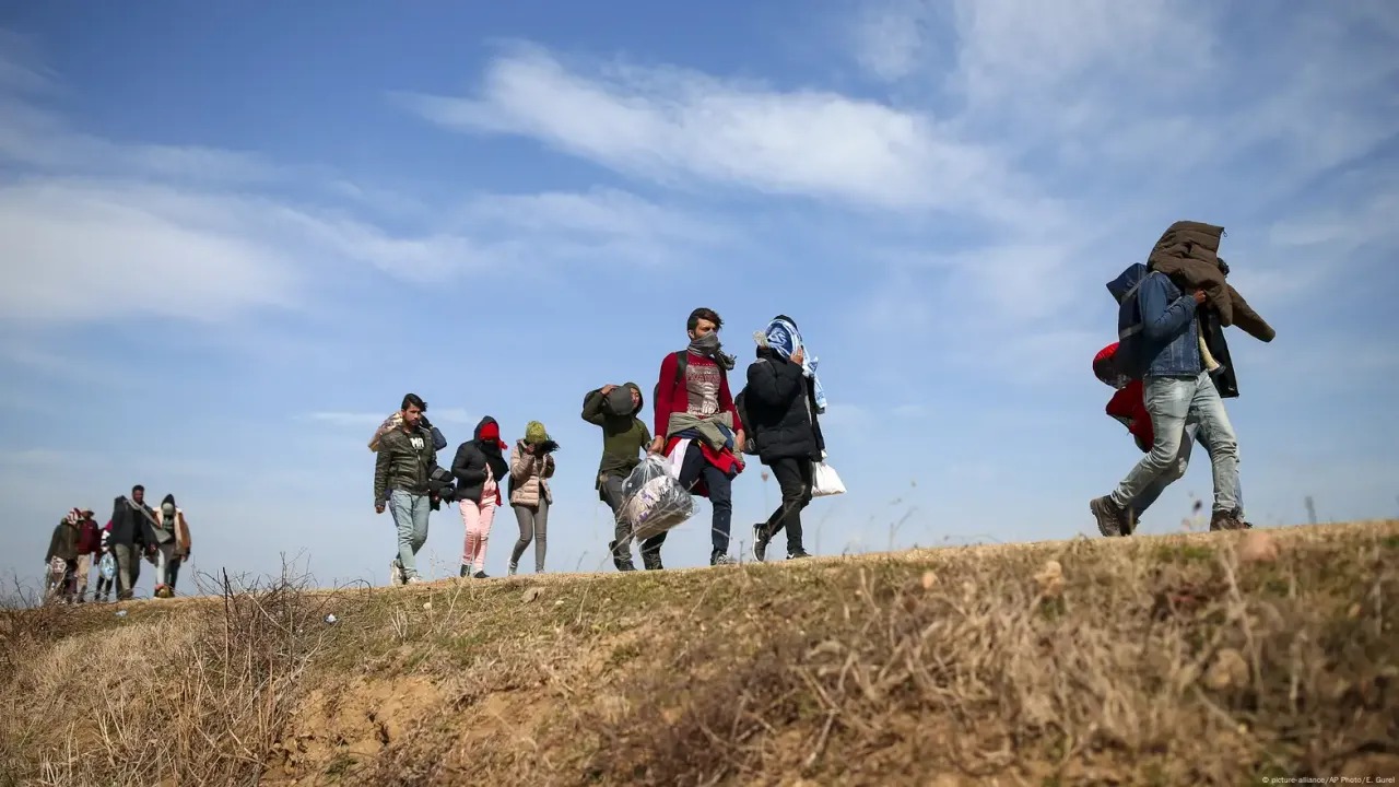 Rum basını: Suriye'ye dönenlerin yüzde 90'ı Güney Kıbrıs'tan