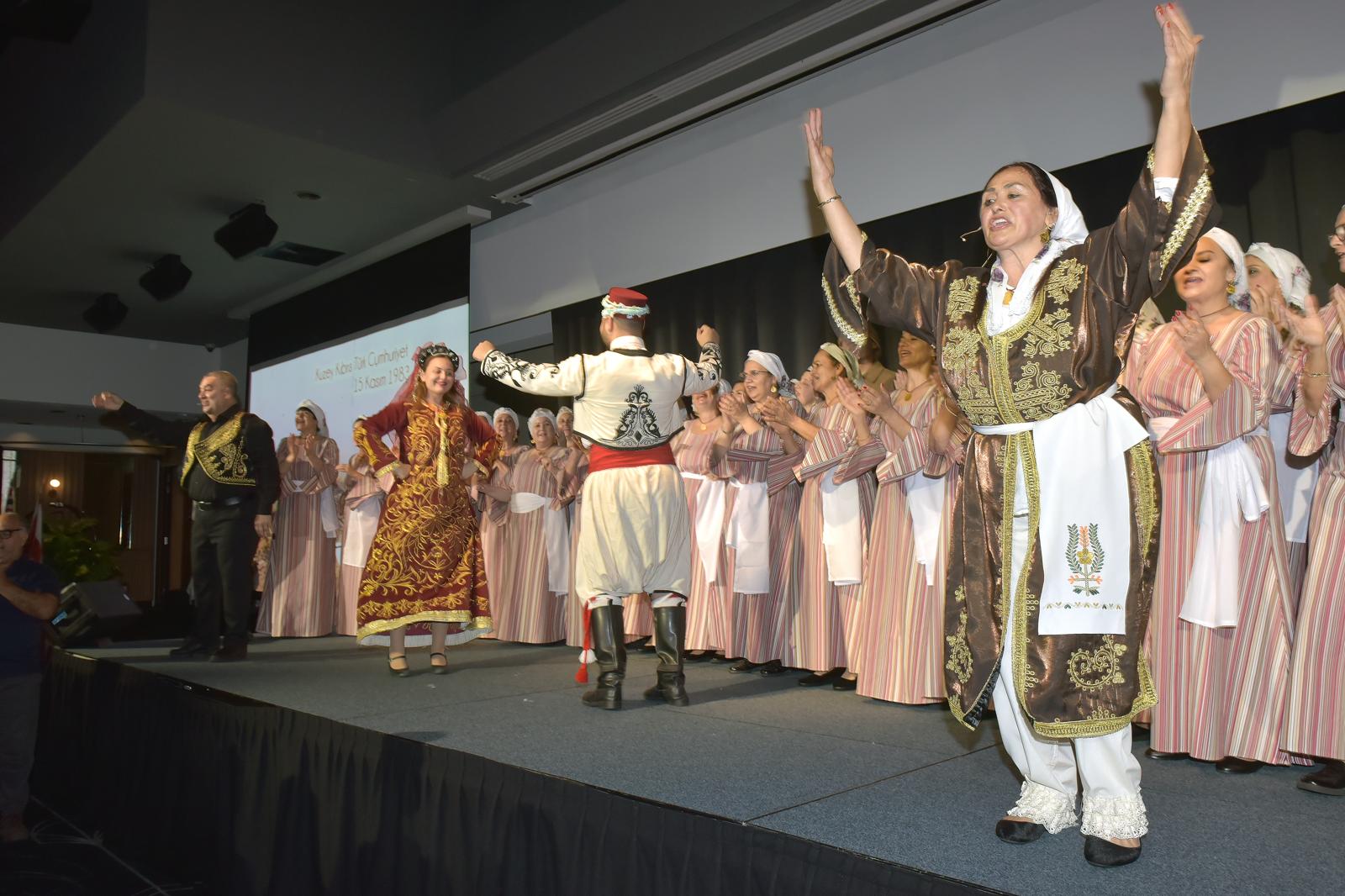 "Gelenekten Geleceğe Mirasımız Kıbrıs" müzikali Sydney’de sahnelendi