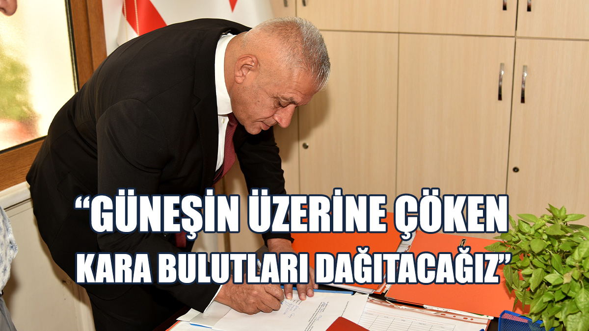 Taçoy, UBP Parti Başkanlığı İçin Adaylık Başvurusunu Yaptı