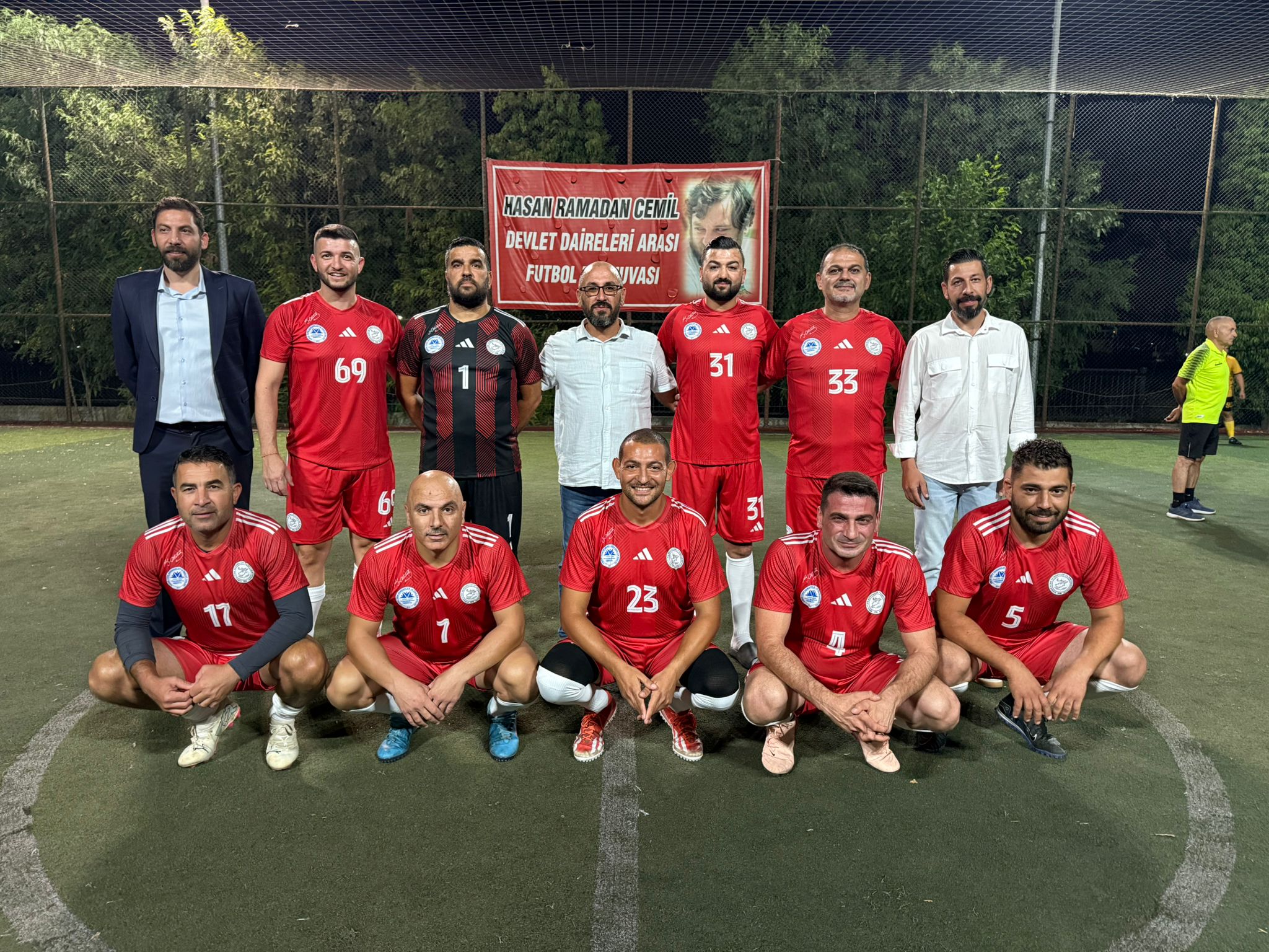 Daireler, Hasan Ramadan Cemil anısına sahaya indi