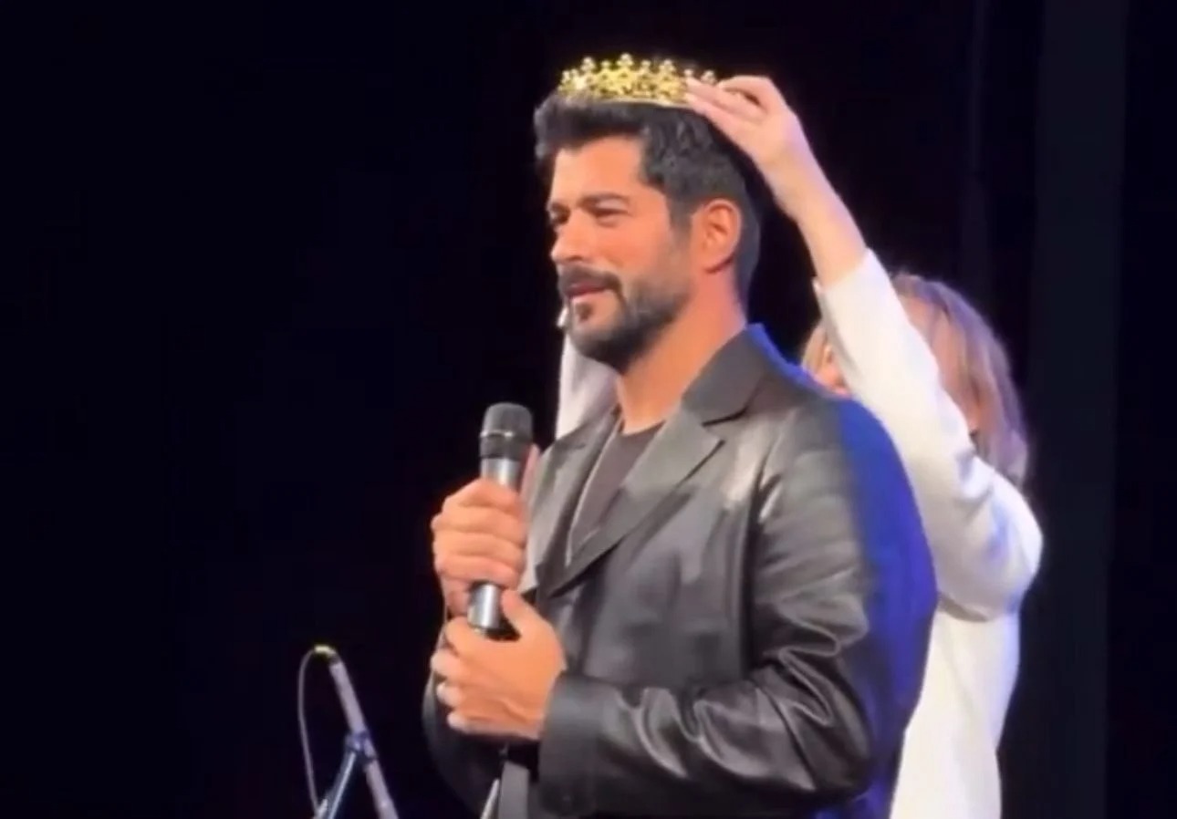 Burak Özçivit Rusya'da kral ilan edildi, 20 milyon aldı