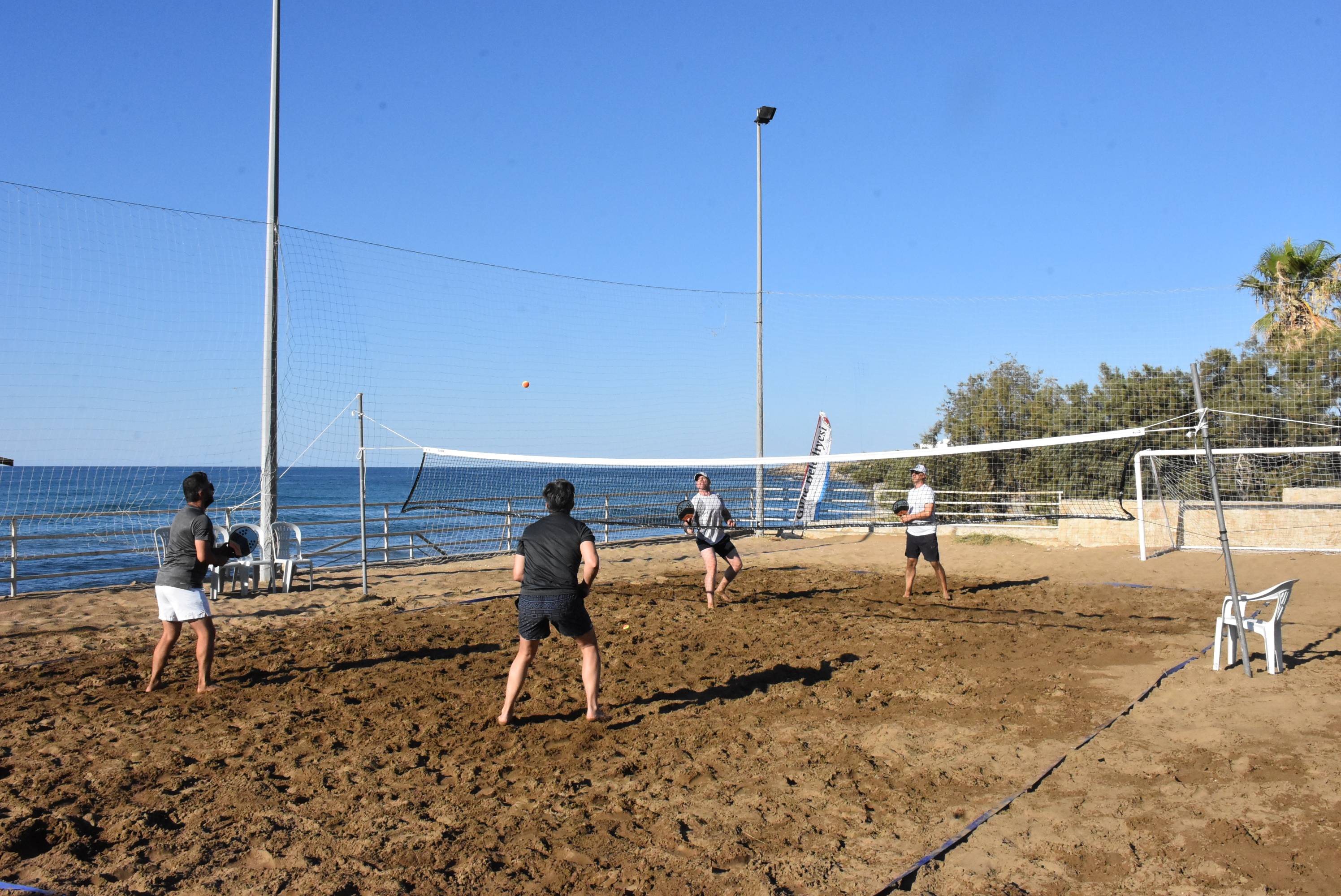 Karaoğlanoğlu Spor Oyunları ve Deniz Şenliği devam ediyor