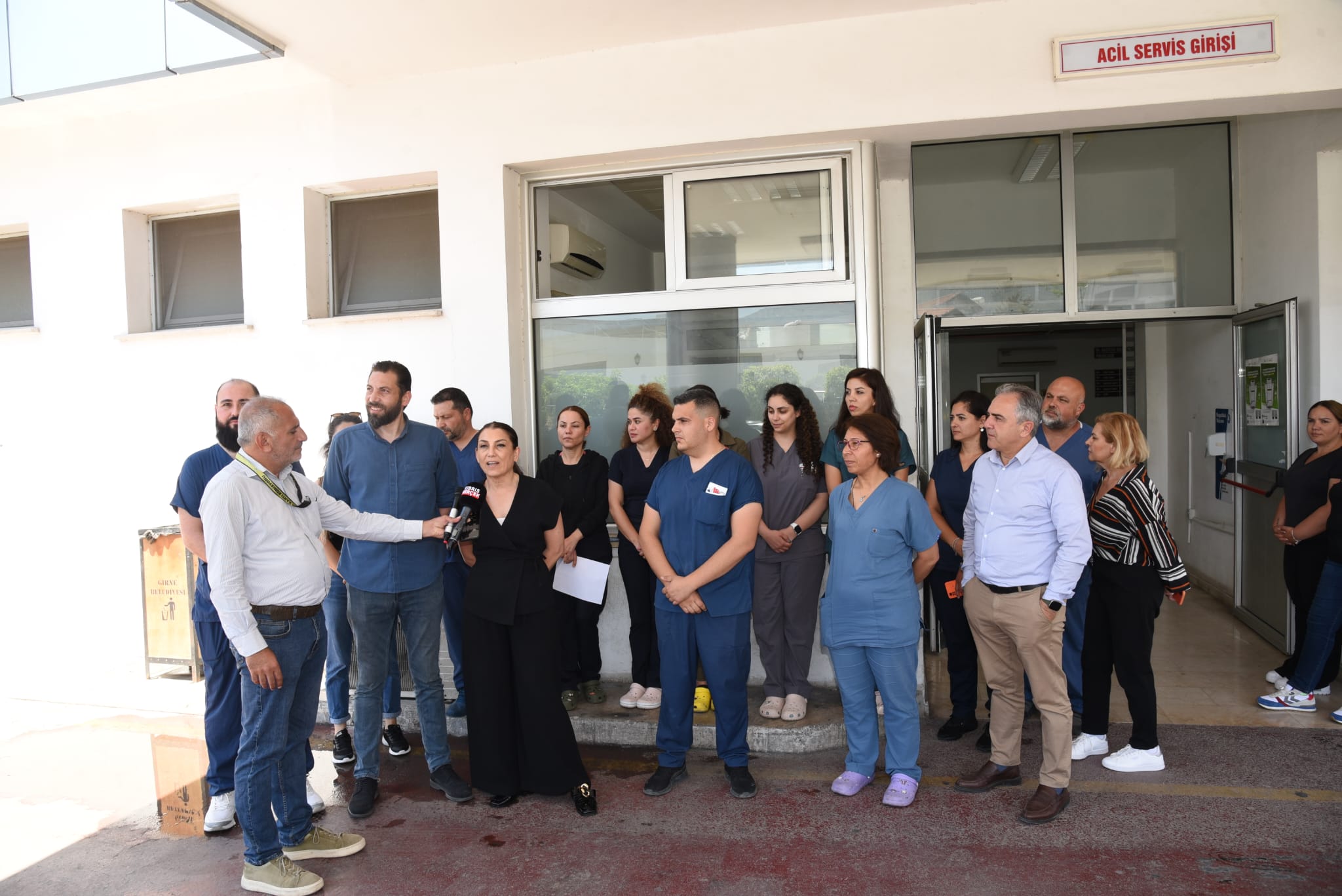 Özgöçmen: Siyasetle yönetilen bir sağlık sistemi ve kaosun hakim